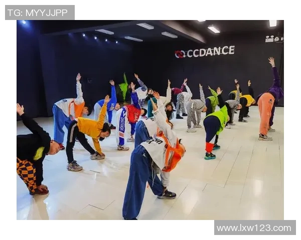 实时新闻南京街舞队快攻战术揭秘深入探讨街舞文化与团队协作的魅力